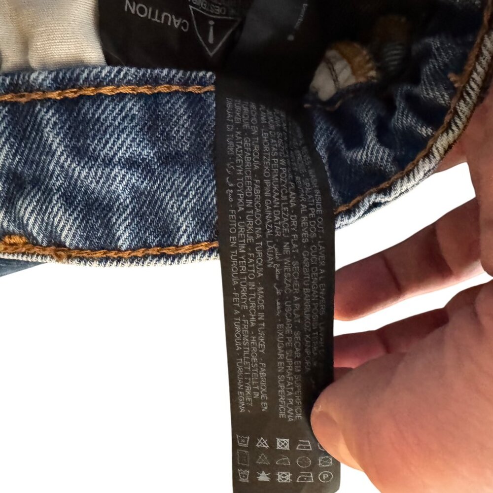 Zara Womens Distressed Blue Cut Off Shorts, Size 0 - Picture 4 of 10